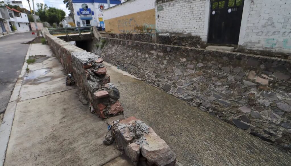 Confirman buen funcionamiento del dren Peñuelas durante las recientes lluvias
