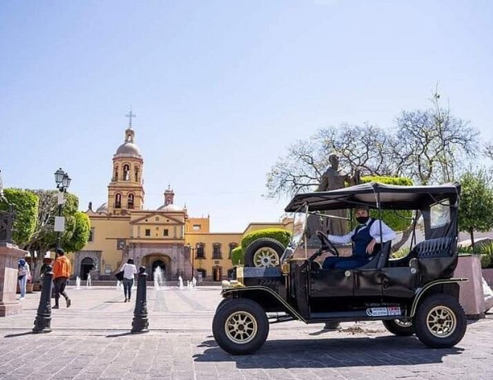 Recorre el Centro Histórico a bordo de un clásico Ford T