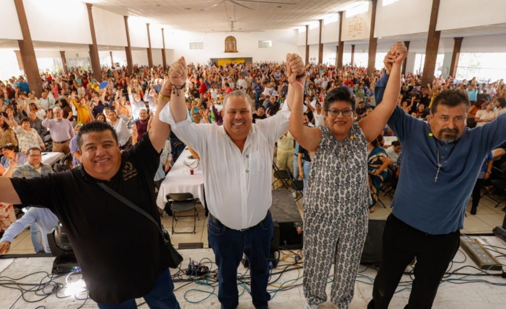 Reconocen avances de Qrobus en encuentro ciudadano