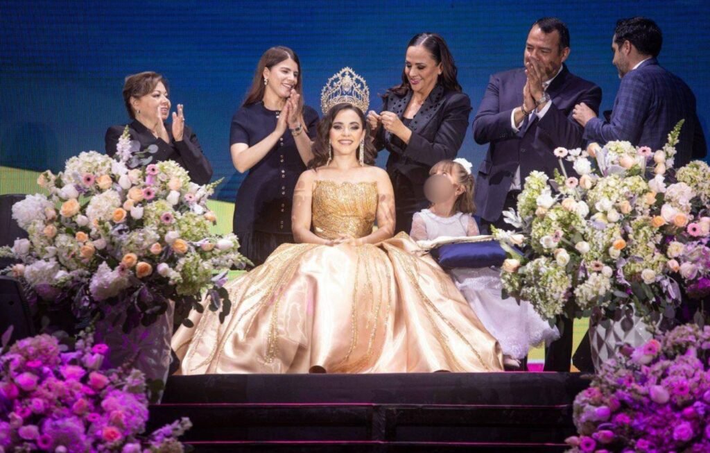 Coronan a Viviana I y dan inicio a la Feria San Juan del Río 2026