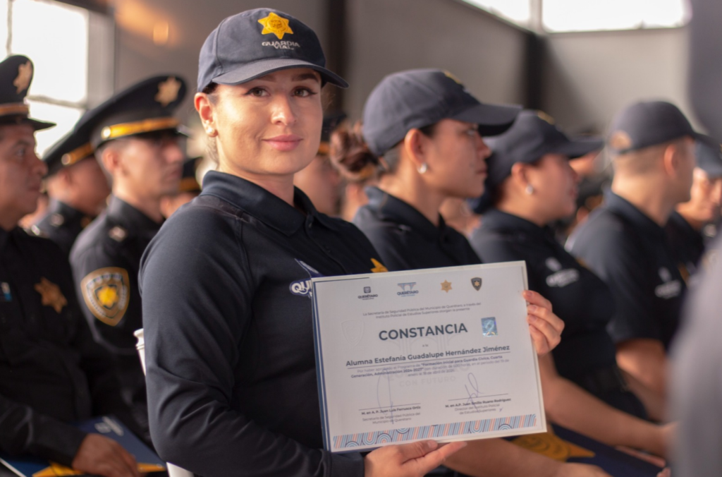 SSPMQ incorpora a 97 nuevos elementos de seguridad durante 2026