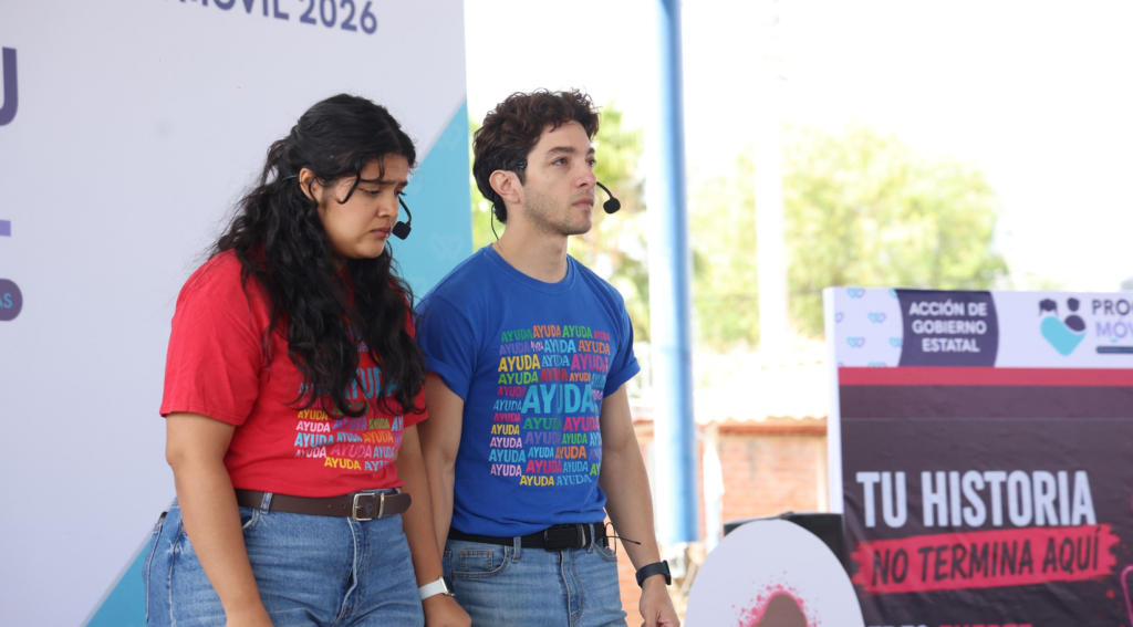 Procu Móvil del SEDIF brinda atención a más de 2 mil estudiantes en Querétaro