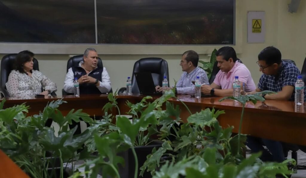 UAQ busca ampliar cobertura de Qrobus para estudiantes
