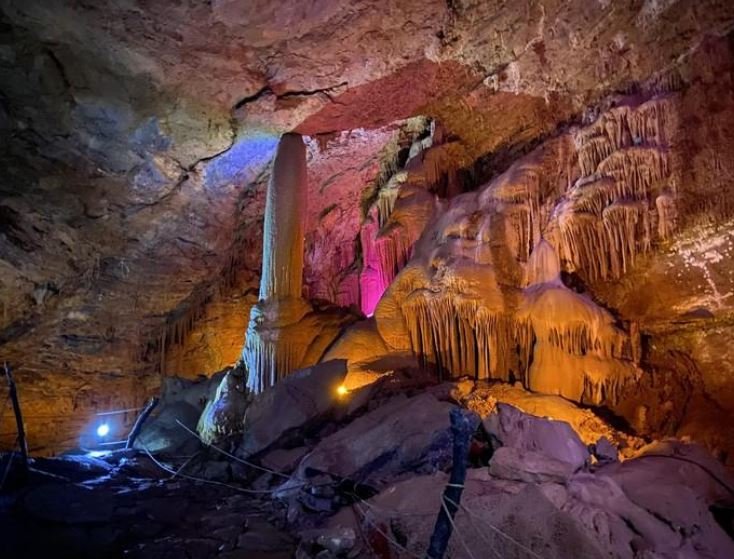 Grutas La Esperanza: el mundo subterráneo escondido en Cadereyta