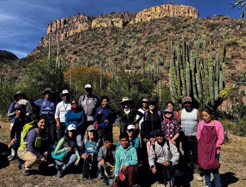 Cerro del Fraile, una ruta entre cactus y montañas en Tolimán