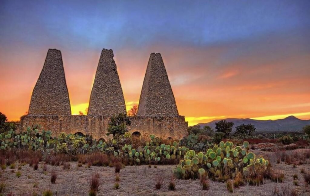 Mineral de Pozos, el pueblo minero que volvió de entre las ruinas